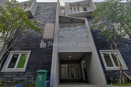 Disewakan Town House Minimalis di Mampang Jakarta Selatan