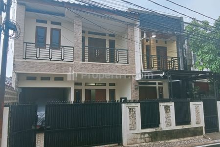 Dijual Rumah Pinggir Jalan Raya Kecapi Jagakarsa Lokasi Strategis Akses Kampus UI dan Ragunan Zoo