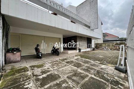 Dijual Rumah Lama di Dharmawangsa, Cipete Utara, Kebayoran Baru, Jakarta Selatan