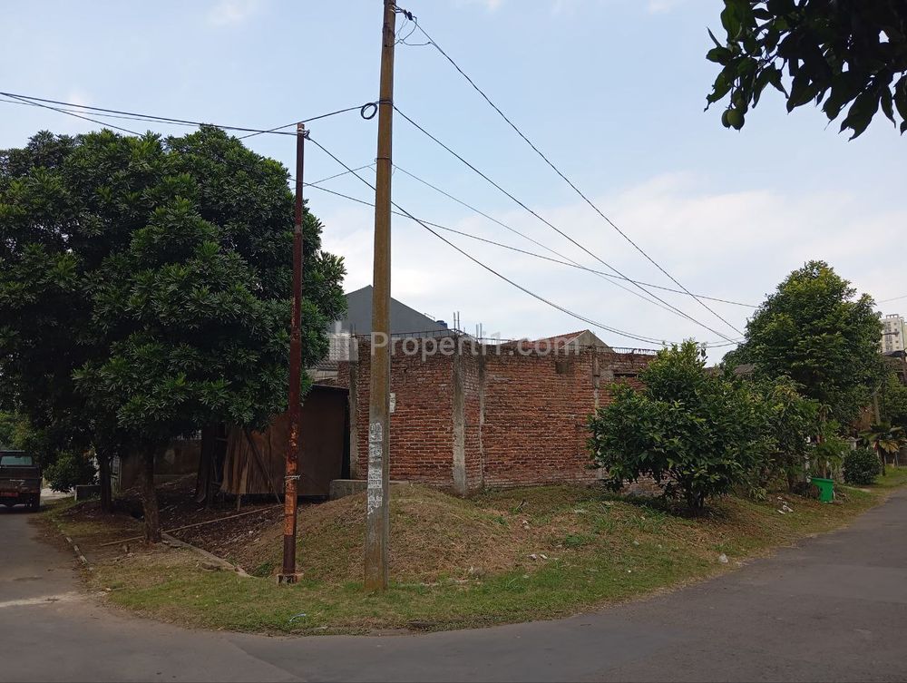 Dijual Tanah Hook di Atasnya Sudah Ada Bangunan di Kawaluyaan Bandung