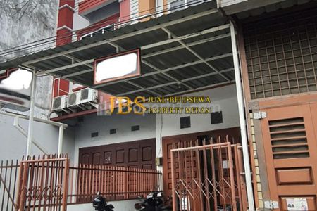 Jual Ruko 3 Tingkat Siap Huni di Jalan Besar Brigjend Katamso (Dekat RS Regina Maris), Medan Maimun, Medan