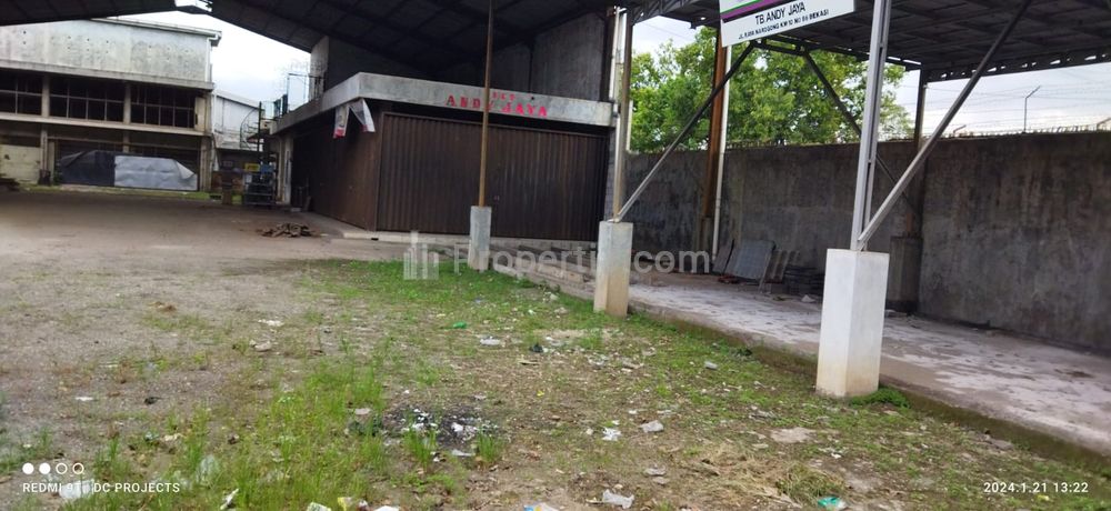 Disewakan Tanah dan Gudang Ex Workshop di Narogong Raya Bekasi