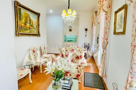 Dijual Rumah Cantik di Cireundeu, Ciputat Timur, Tangerang Selatan