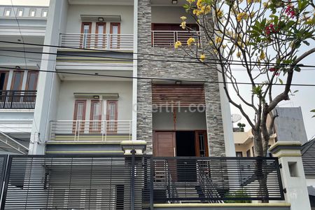 Jual Rumah Siap Huni di Jalan Agung, Sunter, Kec. Tanjung Priok, Dekat Kelapa Gading, Kemayoran, Jakarta Utara