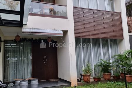 Dijual Rumah Semi Furnished Siap Huni Dekat Bukit Golf Pondok Indah Jakarta Selatan