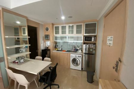 Sewa Apartemen Menteng Park Tipe 2 Bedrooms Full Furnished, Dekat Taman Ismail Marzuki, RSCM, Bunda Hospital, dan Kampus UI Salemba