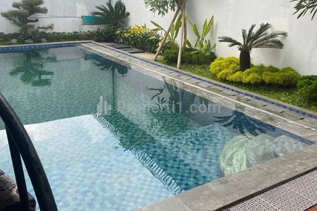 Jual Rumah di Cilandak Ada Kolam Renang Dekat Mall Citos - SHM - Jakarta Selatan