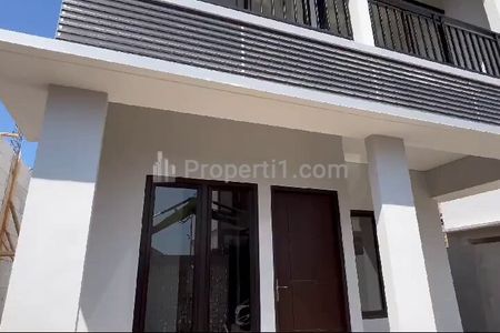 Rumah 2 Lantai Dijual di Nusa Dua Bali, 2 Kamar Tidur, 10 Menit ke Bandara Ngurah Rai