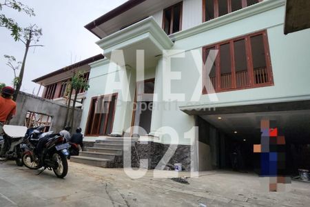 Dijual Rumah Brand New di Kemang Area Jakarta Selatan