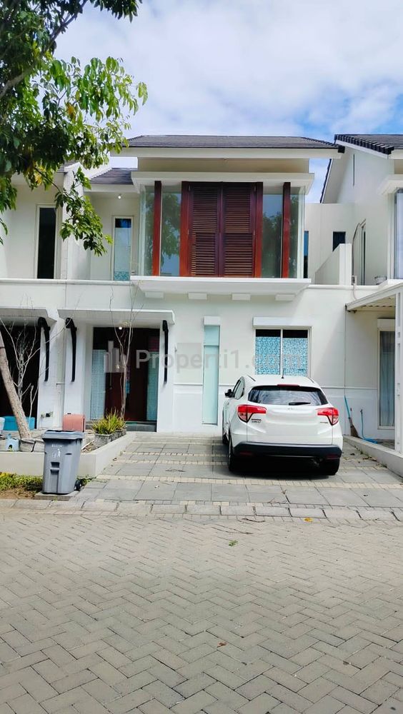 Rumah Dijual di Grand Harvest Surabaya Barat Siap Huni