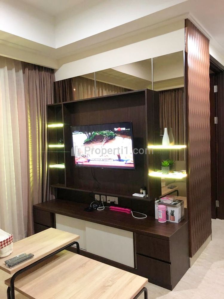 Disewakan Apartemen Menteng Park Tower Emerald (Private Lift) - 2 Bedrooms Full Furnished, Dekat TIM, RSCM, Bunda Hospital, dan Kampus UI Salemba