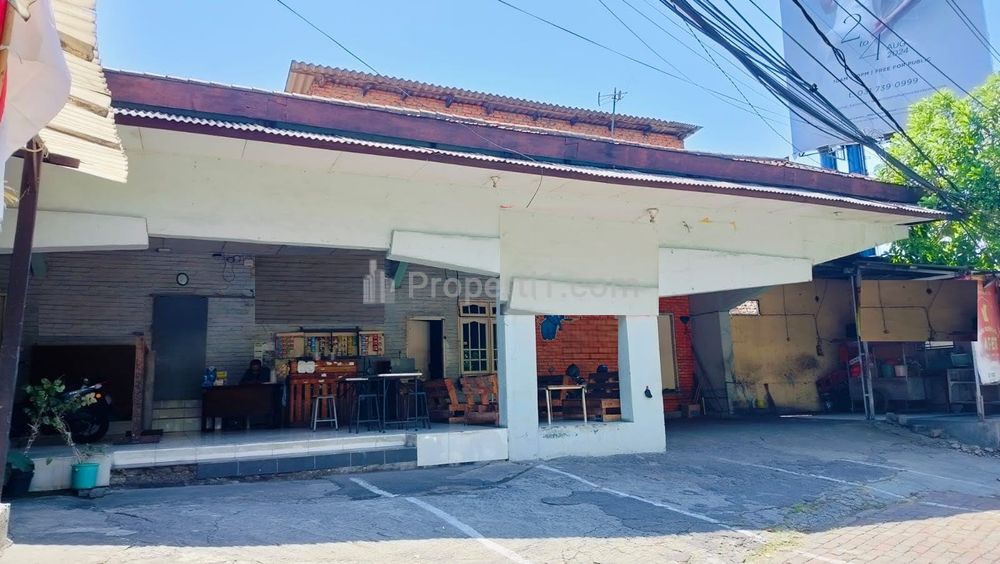 Ruang Usaha Dijual / Disewakan di Mayjen Sungkono Surabaya Barat Strategis
