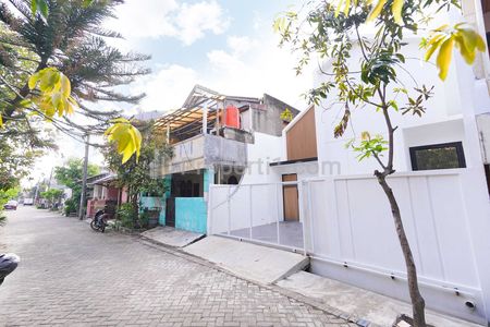 Dijual Rumah Full Renov Siap Huni di Kota Harapan Indah Medan Satria Bekasi