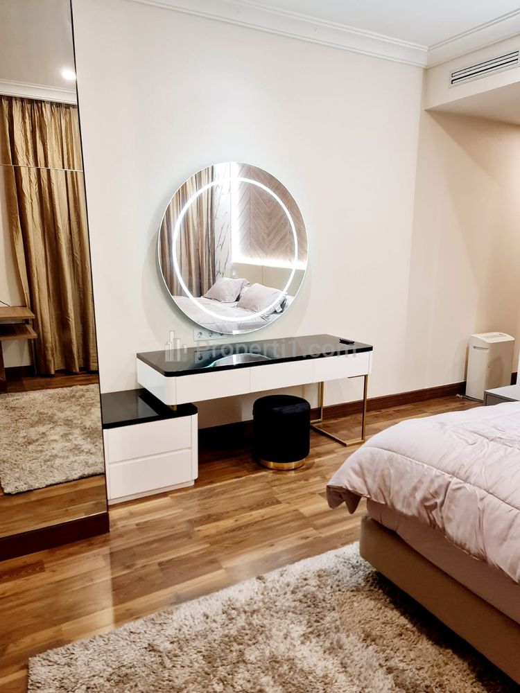 For Rent Apartment Pakubuwono View 2+1BR Full Furnished