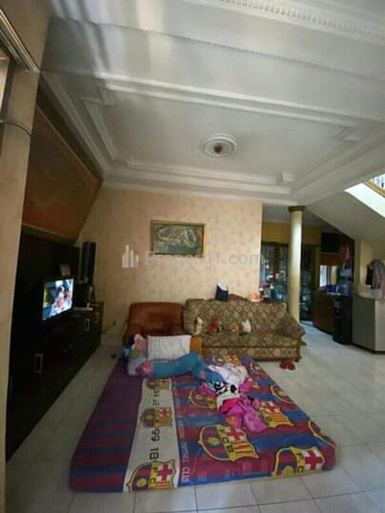 Jual Rumah di Bandung Barat Ada GOR-nya