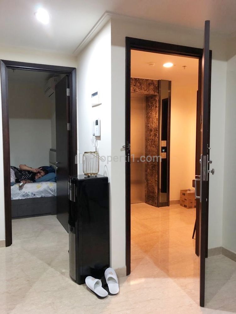 Disewakan Apartemen Menteng Park Tower Emerald (Private Lift) - 2 Bedrooms Full Furnished, Dekat TIM, RSCM, Bunda Hospital, dan Kampus UI Salemba