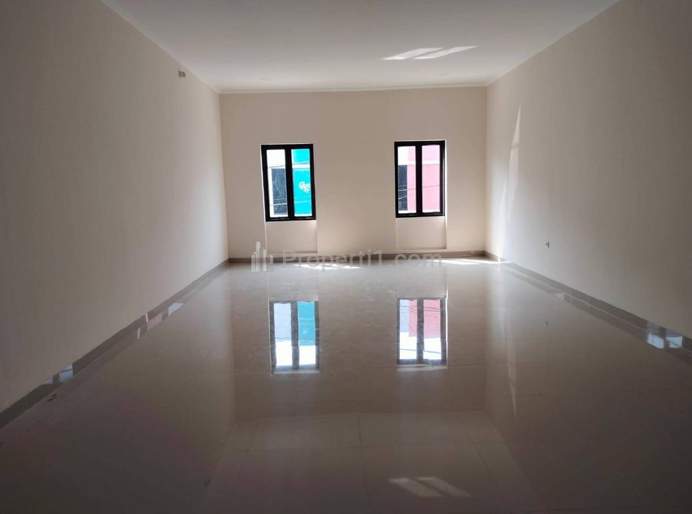 Dijual Kios 2 Lantai Lokasi di Cibinong Bogor Hanya 10 Unit
