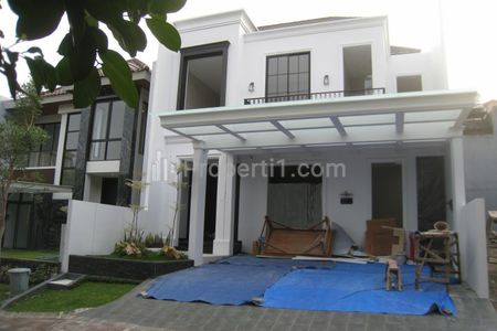 Dijual Rumah Mewah Baru Gress di Royal Park, Citraland, Surabaya.