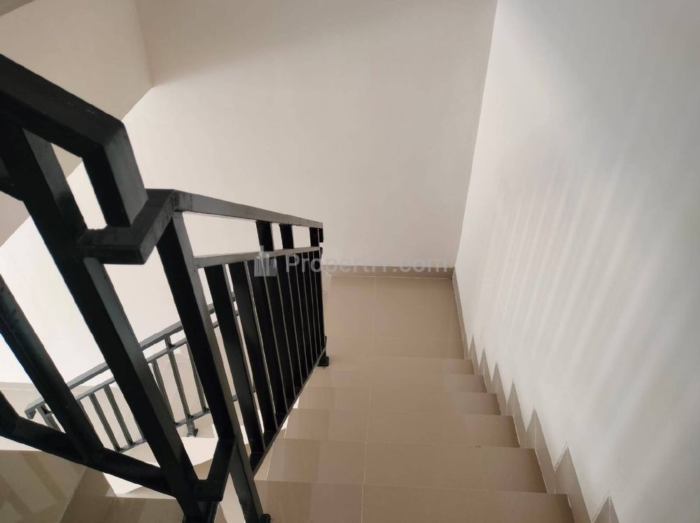 Dijual Kios 2 Lantai Lokasi di Cibinong Bogor Hanya 10 Unit