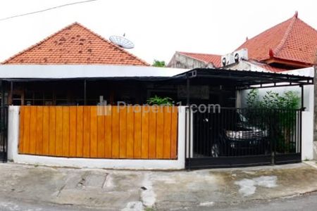 Rumah Dijual di Jalan Cisadane Wonokromo Surabaya Selatan