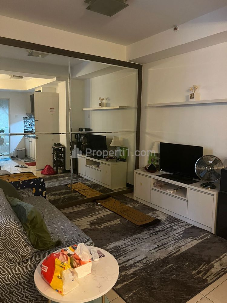 Dijual Apartemen Pakubuwono Terrace Kebayoran Lama Jakarta Selatan - 2BR Semi Furnished