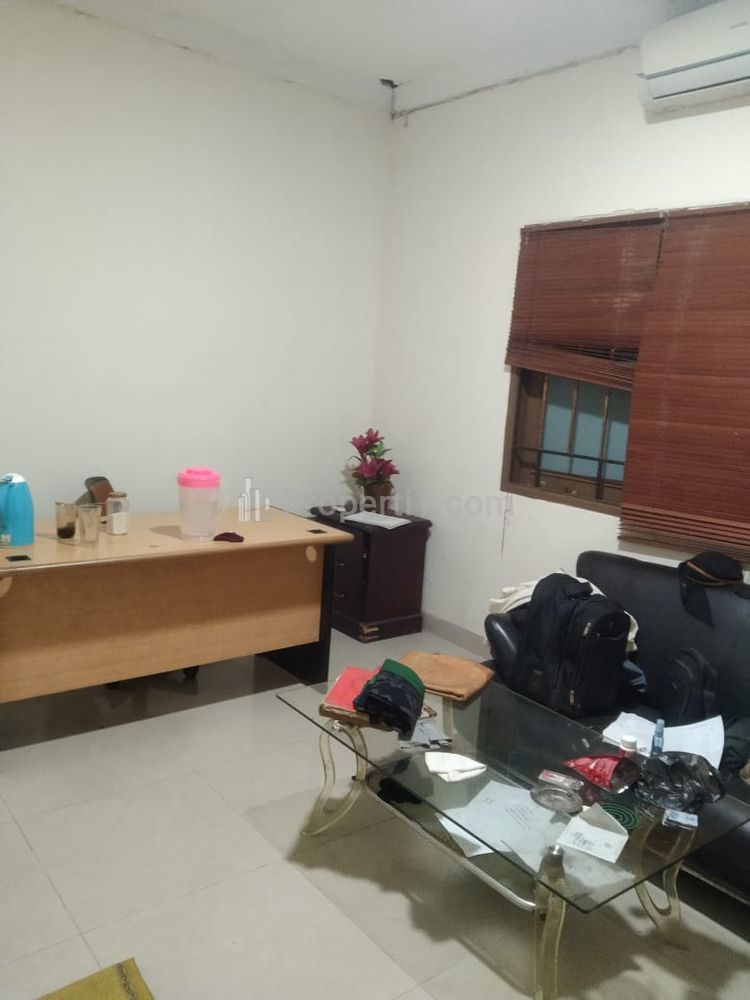 Jual Rumah 2 Lantai Kebon Baru Tebet  Bisa Buat Kantor, Parkir Luas, Strategis, Dekat MT Haryono, Soepomo, Saharjo, Stasiun Cawang, Jakarta Selatan