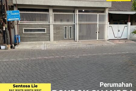 Dijual Rumah Pondok Tjandra BONUS SEMI Furniture Strategis Dekat Akses TOL, Sekolah PETRA Pondok Tjandra, Sidoarjo