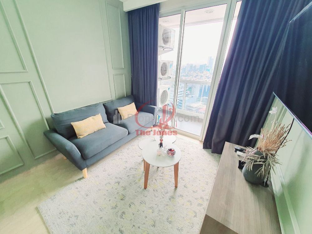 Sewa Apartemen Menteng Park 2 BR Private Lift Good Furnished