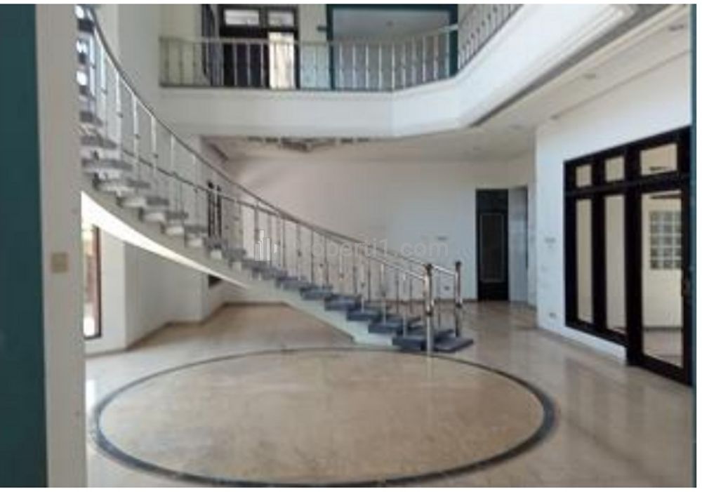 Dijual Rumah Hook Posisi Sangat Istimewa di Surabaya Timur