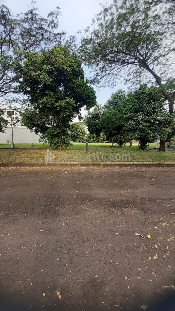 Dijual Kavling Sertifikat SHM di Grand Wisata Cluster, Bekasi, Bebas Bangun