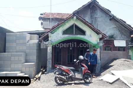 Rumah Dijual di Sayung Demak Jawa Tengah Dekat Jateng Land Industrial Park Sayung, SMAN 1 Karangtengah Demak, Pasar Buyaran, RSUD Sunan Kalijaga Demak