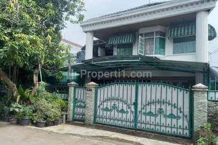 Jual Rumah Dua Lantai di Villa Bintaro Indah Tangerang Selatan