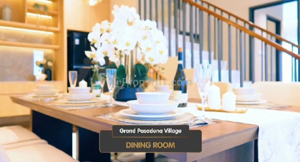 Jual Rumah Sultan 3 Lantai di Gading Serpong Tangerang