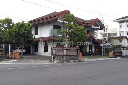 Dijual Rumah Super Strategis Pusat Kota Pinggir Jalan Kotabaru Yogyakarta