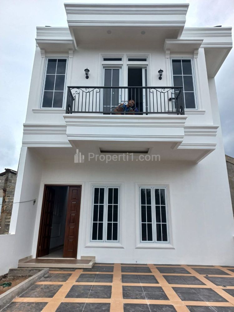 Dijual Rumah Cantik Strategis di Cilodong Dekat RS Citra Medika, GDC, Stasiun Depok Lama, Terminal Depok, Toll Cijago, SHM