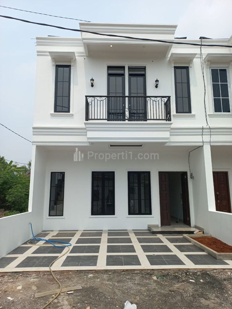 Dijual Rumah Cantik Strategis di Cilodong Dekat RS Citra Medika, GDC, Stasiun Depok Lama, Terminal Depok, Toll Cijago, SHM