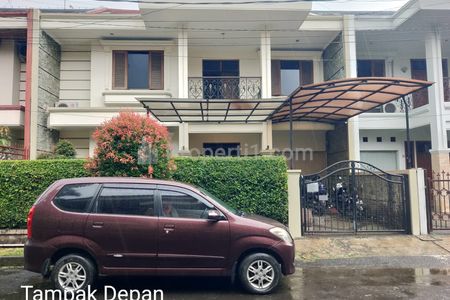 Jual Rumah Mewah di Komplek Taman Sakura Indah Bandung