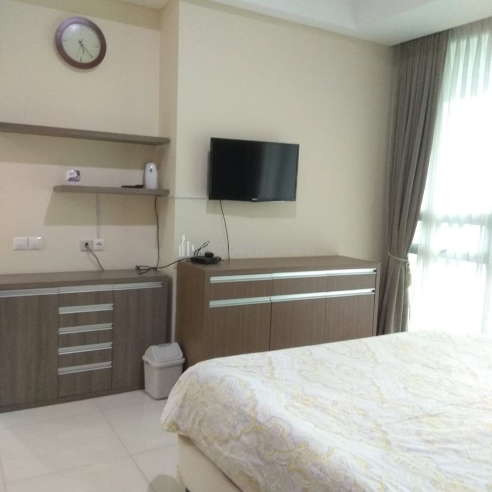 Jual Apartemen Kemang Village Private Lift - 3BR Full Furnished