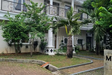 Jual Murah Rumah Luas 3097 m2  Ada 7 Rumah Hitung Tanah di Lebak Bulus, Cilandak, Jakarta Selatan