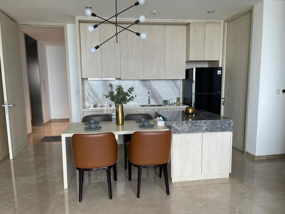 Jual Apartemen Izzara TB Simatupang Tower South Private Lift Type 3+1BR Fully Furnished