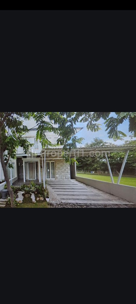 Jual Rumah Siap Huni di Citraland Cluster Green Lake, Surabaya
