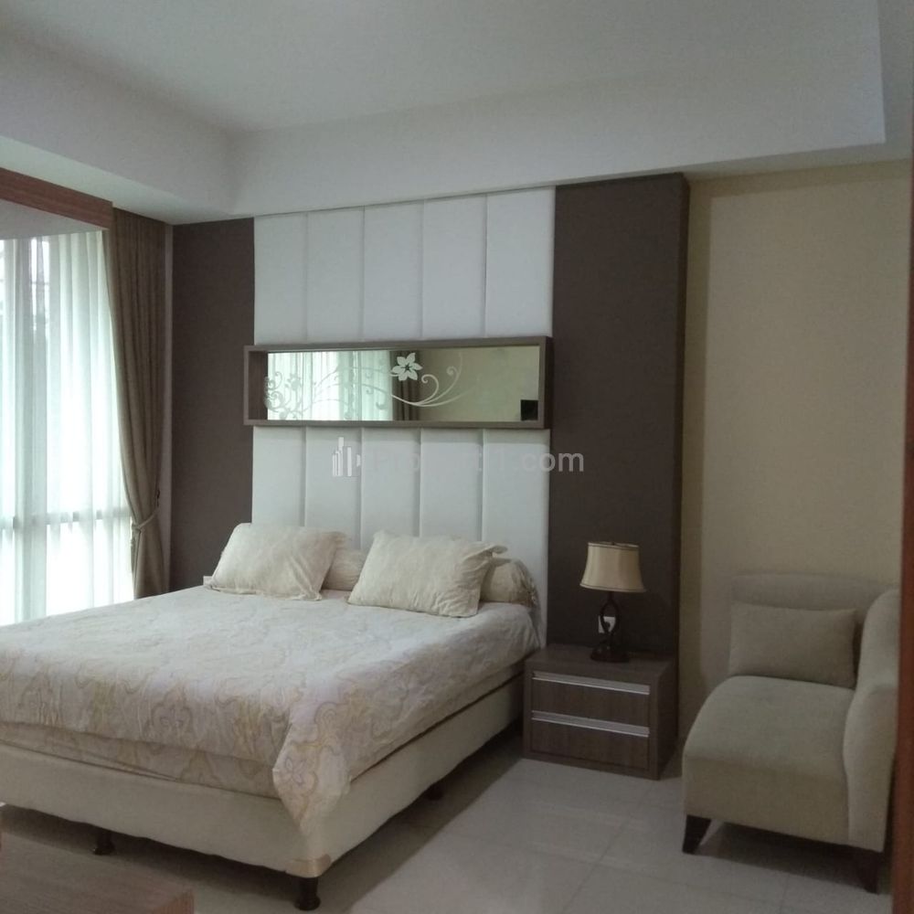 Jual Apartemen Kemang Village Private Lift - 3BR Full Furnished
