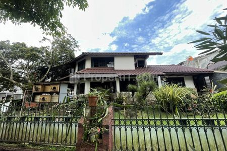 Jual Rumah Sangat Bagus Mewah di Gegerkalong, Tonggoh, Bandung