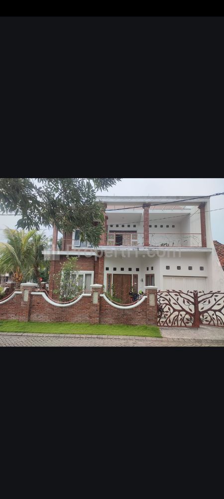 Jual Rumah di Citraland Cluster Bukit Palma Dekat Gwalk Citraland, Universitas Ciputra, UNESA, Surabaya