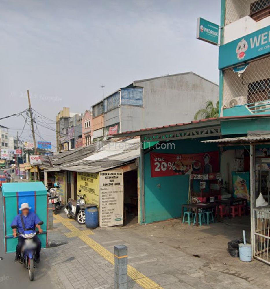 Disewakan Ruko 3 Lantai Beserta Rooftop di Duri Kosambi, Jakarta Barat