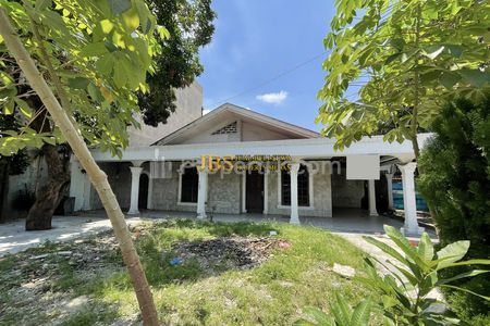 Jual Rumah Tua Siap Huni di Jalan Pasundan, 100 Meter dari Jl. Gatot Subroto, Medan Petisah, Medan