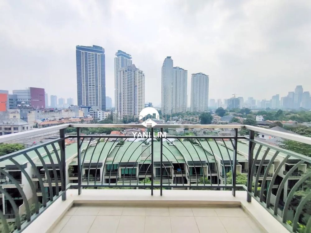 Apartemen Pakubuwono Residence Dijual, 2+1 BR, 204sqm, Well Maintained, Original, Direct Owner, Yani Lim 08174969303