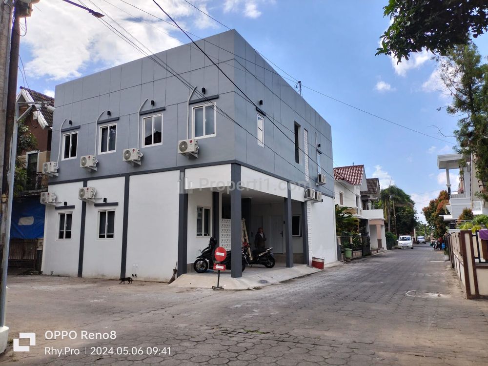 Dijual Kost Exclusive 13 Kamar Full Furnish Dalam Perum Seturan Yogyakarta Dekat Kampus STIE YKPN, UPN, ATMAJAYA