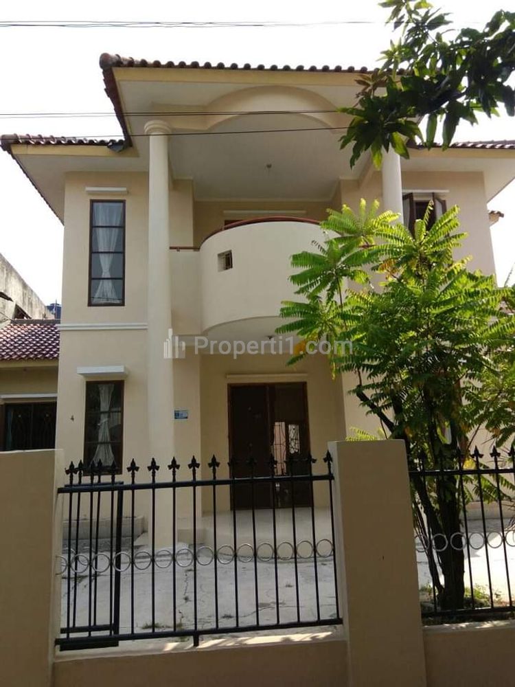 Jual Rumah Rawamangun Jaktim 2 Lantai Cakep Dekat Pasar Pagi