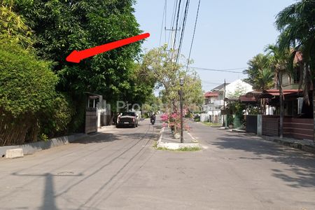 Tampak jalan depan aset